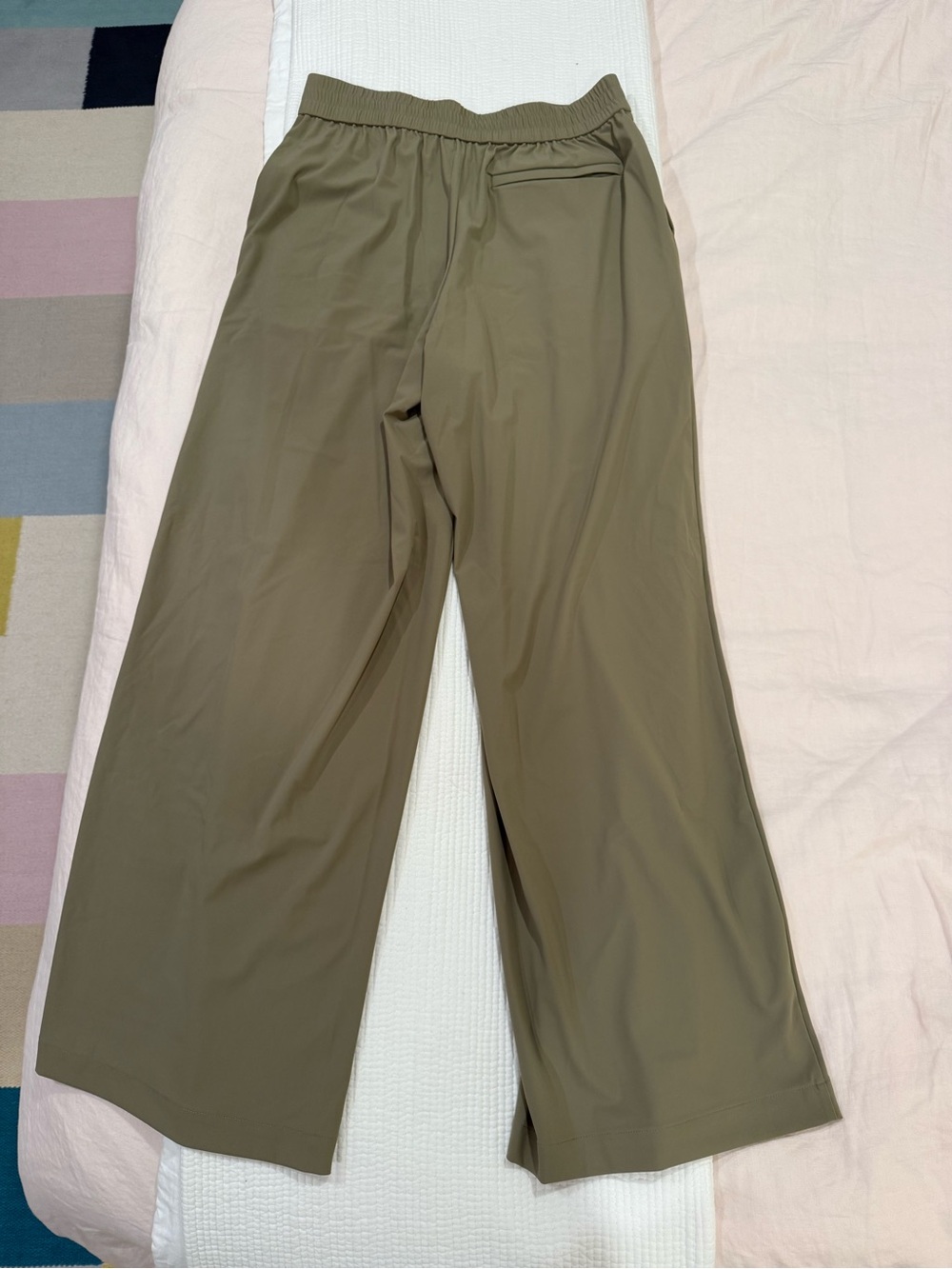 Athleta Wide-Leg Women’s Trousers Size 6 - Picture 4 of 4